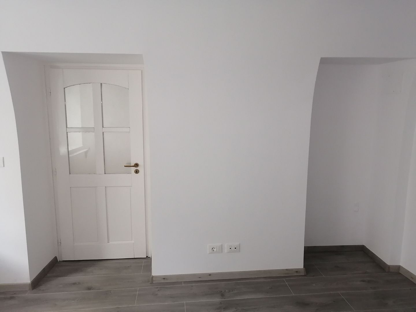 Vânzare apartament spatios,  in zonă ultracentrală - Poză 5