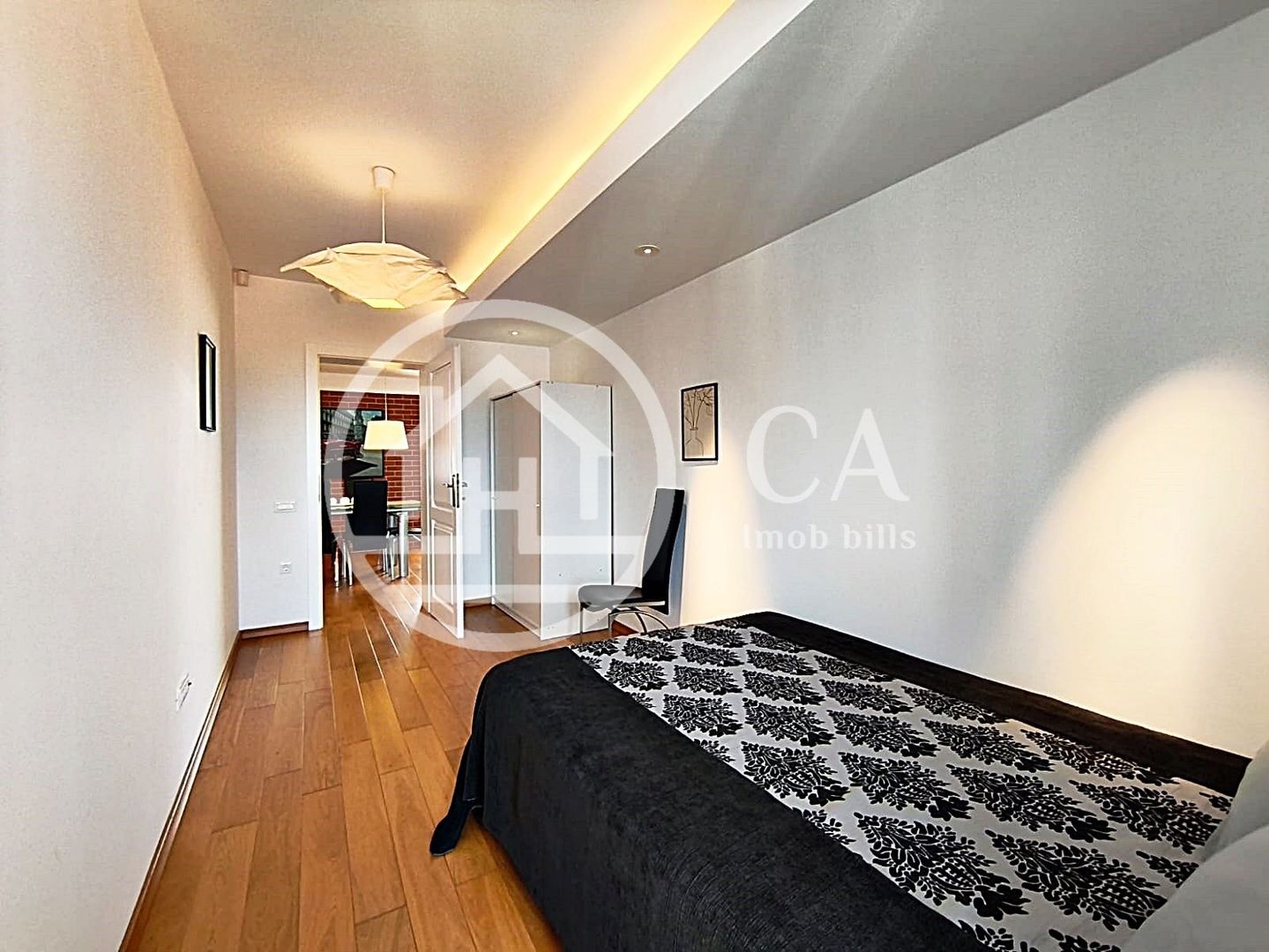 Apartament de închiriat cu 4 camere si terasa, Ultracentral, Oradea - Poză 14