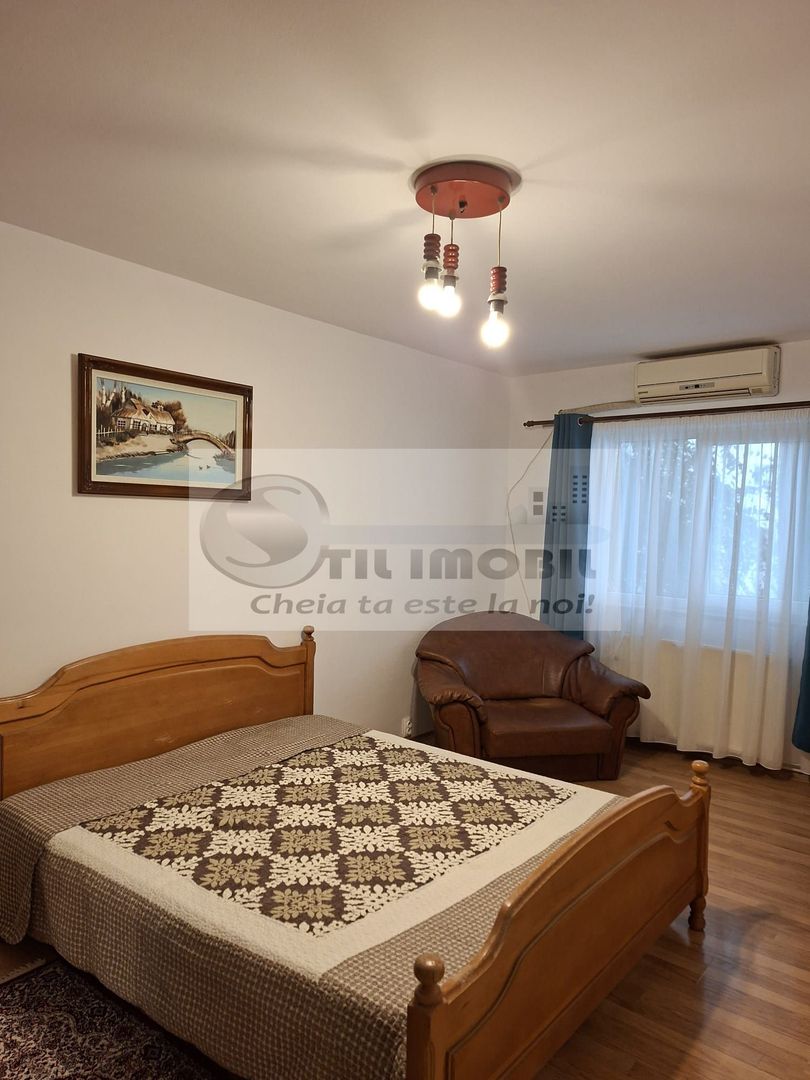 Apartament 3 camere Nicolina-450 EURO - Poză 2