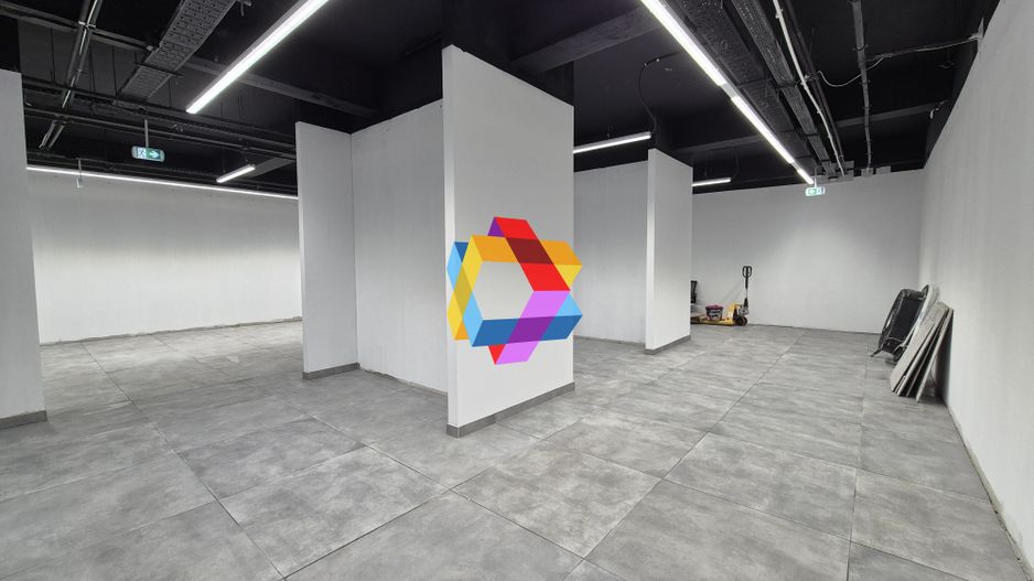 Spatiu comercial de inchiriat Brasov cu vad - 192 mp - Poză 3