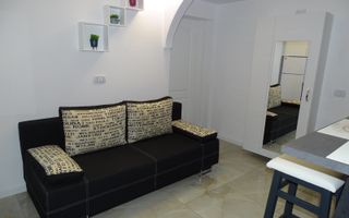 Apartament de închiriat, zonă centrală - Poză 3