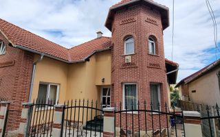 Casa Individuala 4 Camere, Zona Cetate, 500mp Teren - Poză 1