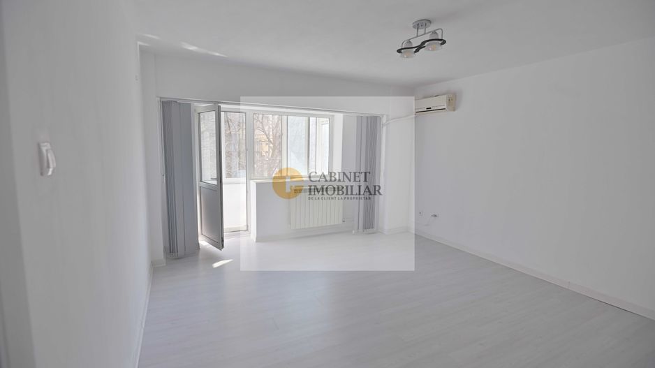 Apartament 2 camere renovat | zonă centrală Decebal - Poză 1