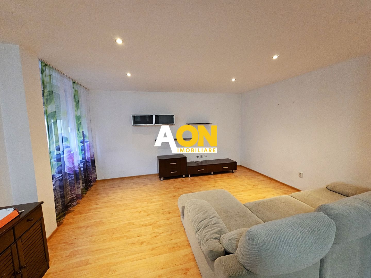 Apartament 3 camere, mobilat, utilat, 84 mp utili + garaj, Tolstoi - Poză 5