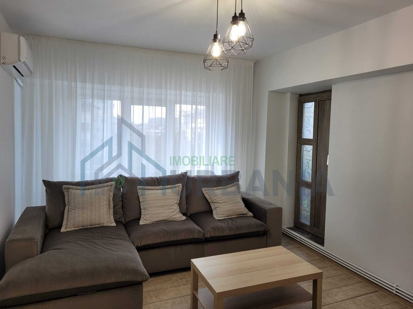 Persoana fizica, inchiriez apartament cu 2 camere decomandat Nicolina - Poză 1