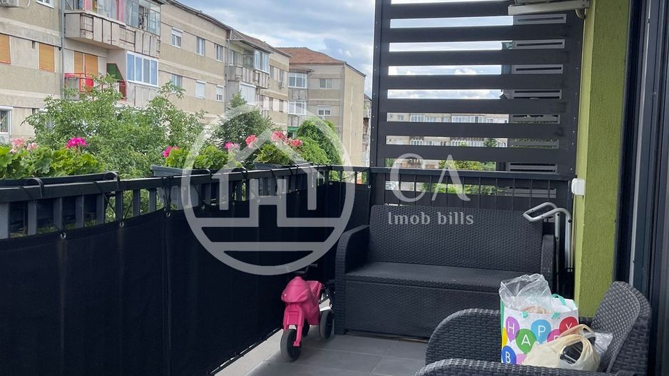 Apartament LUX de vanzare cu 3 camere în zona Calea Aradului, Oradea - Poză 12