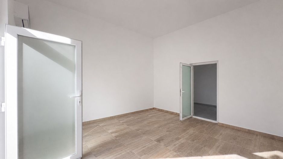 Spațiu comercial de 96mp de vânzare în zona Iosefin - Poză 1