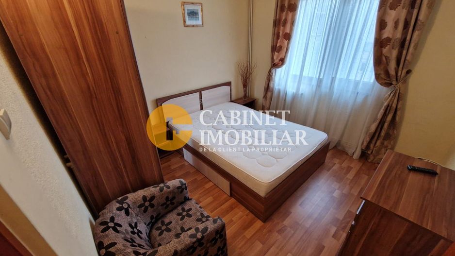 3 Camere Semidecomandat- Etaj intermediar-Zona Alexandru cel Bun - Poză 4