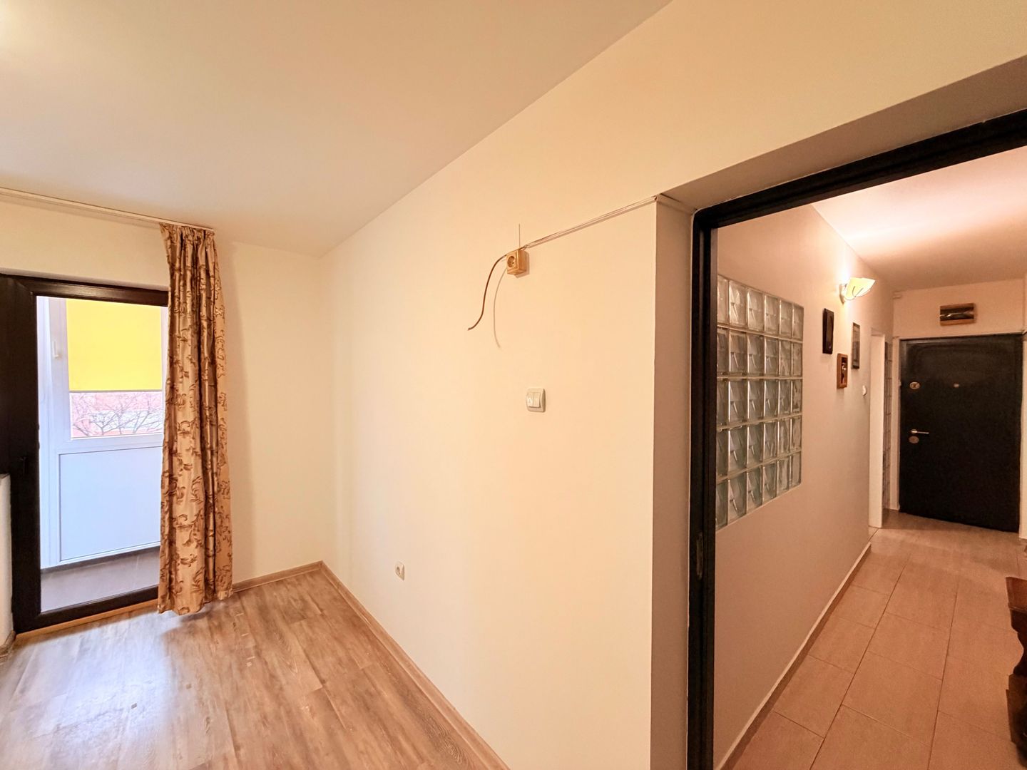 | Apartament de Inchiriat | 3 Camere | Dr.Taberei | Bloc 2015 | - Poză 14