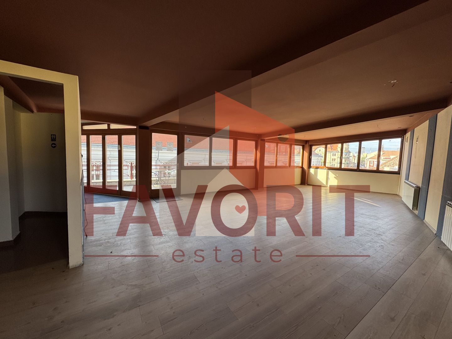 COMISION 0%. Spatiu de inchiriat in centrul Timisoarei. Disponibil imediat - Poză 13