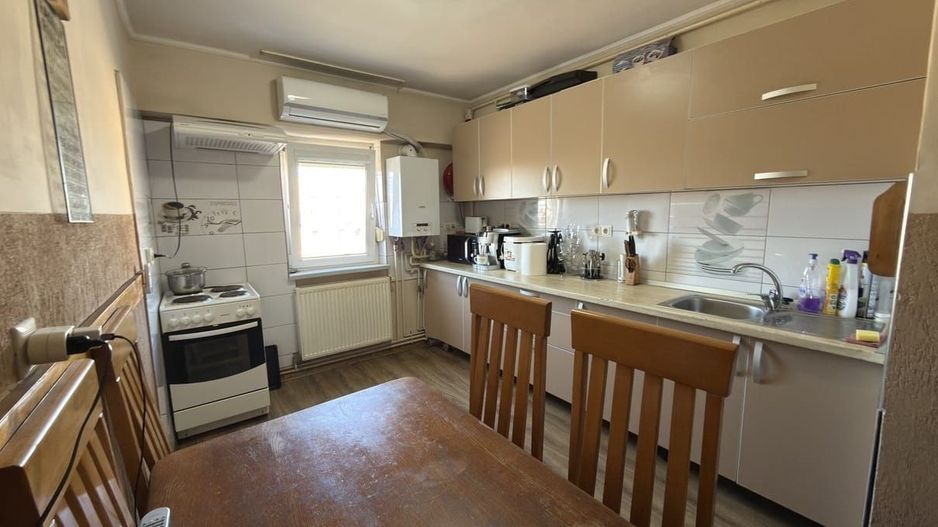 BRASADAS vinde ap 3 cam etaj 4/4 in Micro 17. - Poză 4