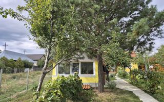 Casă individuală renovată integral, 70 mp, și teren 940 mp, în apropiere de Valea Sânzienelor, Rediu - Poză 2