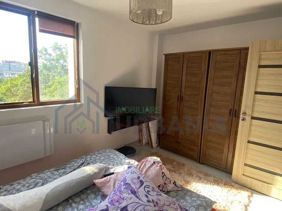 Apartament cu 2 camere în zona Podu Roș, vizavi de Colegiul Emil Racoviță - Poză 4