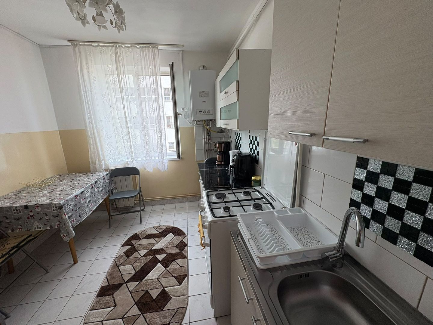 Apartament 2 camere de închiriat zona lenin etaj 1 mobilat complet - Poză 4