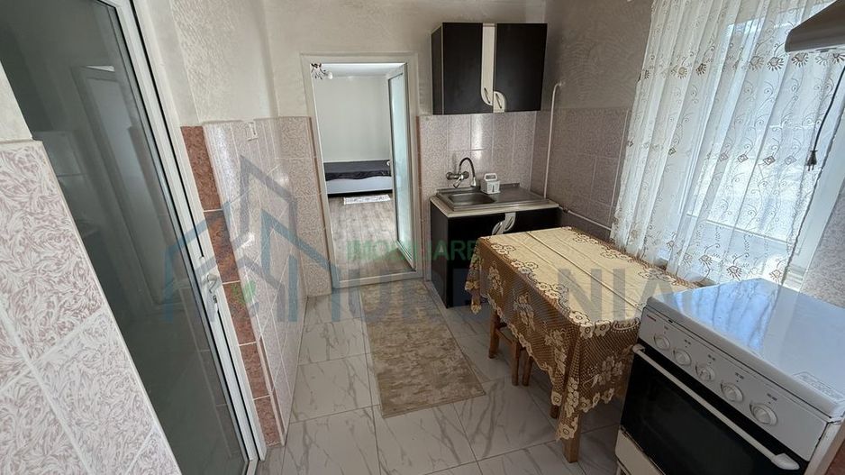 Casa cu o cameră, mobilată și utilată, de închiriat în Valea Adâncă - Poză 5
