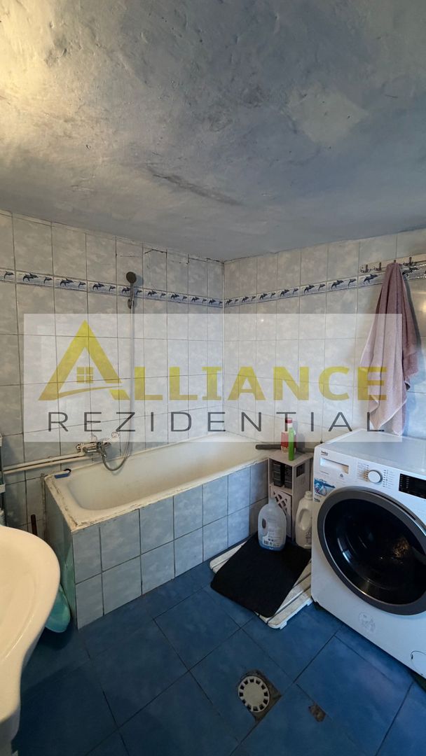 10 MINUTE EROII ROVOLUTIEI - CASA 5 CAMERE - 121 MP - 110.000 EURO - Poză 10