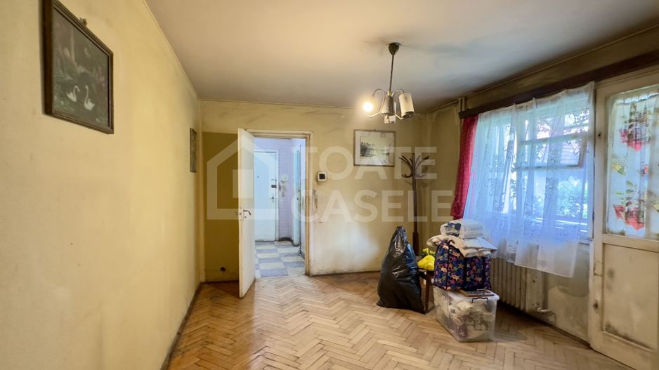 Apartament cu 3 camere, zona Politia Rutiera - Poză 3