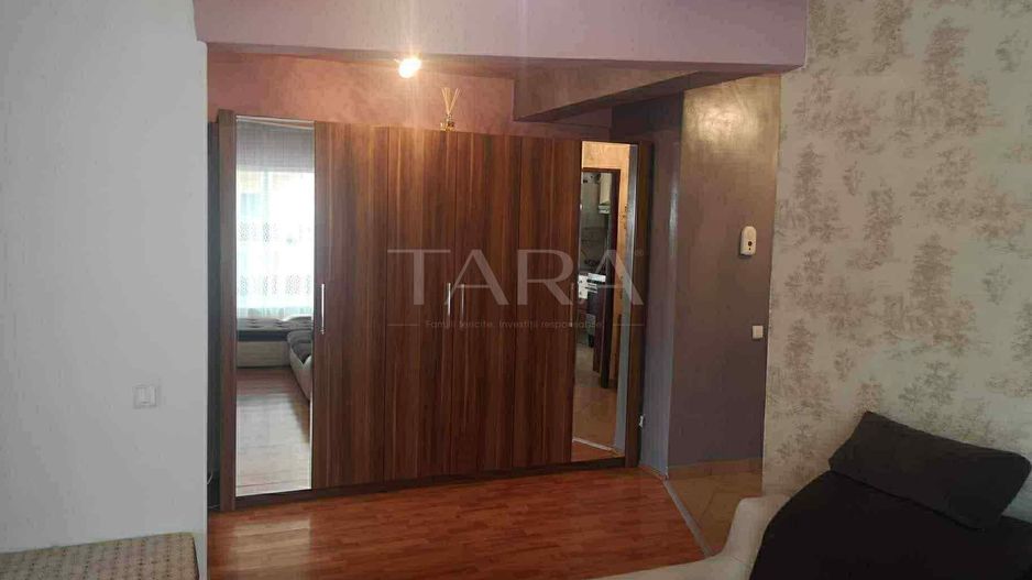 Apartament cu 2 camere, complet mobilat, într-o zonă liniștită. - Poză 3