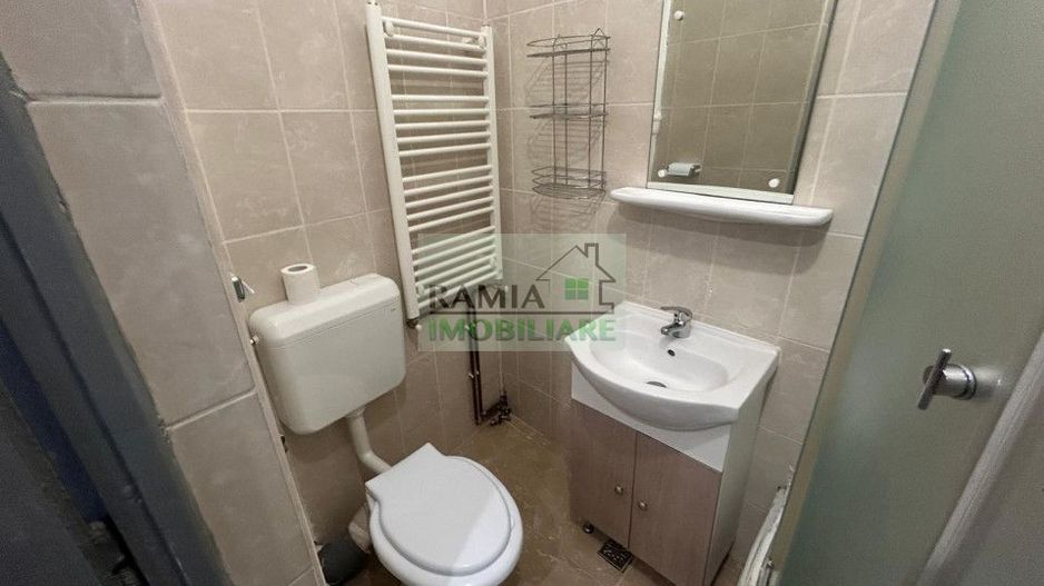 Apartament 2 camere de închiriat în Piața Sfatului, Centrul Istoric - Poză 11