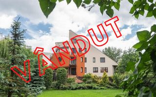 Vilă cu 1.350 mp teren în mijlocul orașului Grădina Botanică - Poză 1