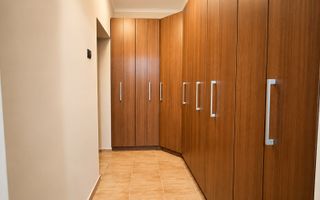 Apartament 2 camere + curte privata Podu Ros - 15 min Palas Campus - Poză 9