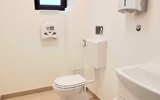 Clădire modernă pentru clinică medicală – Giroc, zonă centrală - Poză 16