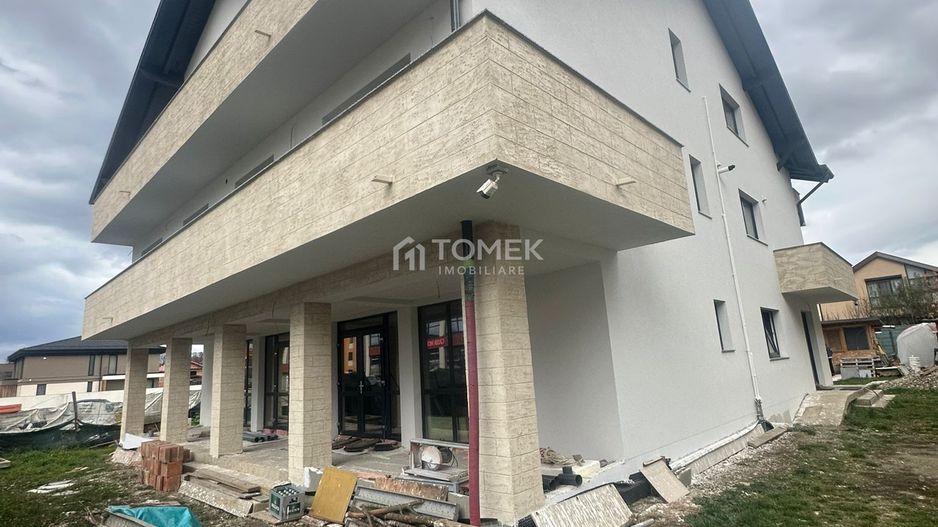 Apartament 3 str.Bacovia in vila cu 6 apartamente - Poză 4