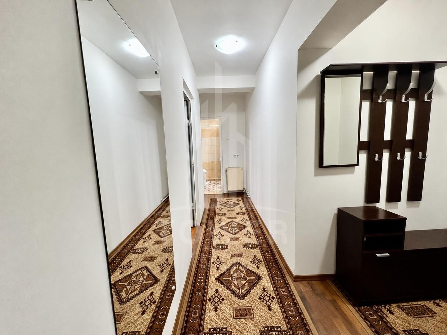 Apartament 3 camere de închiriat – Etaj 1 - Poză 5