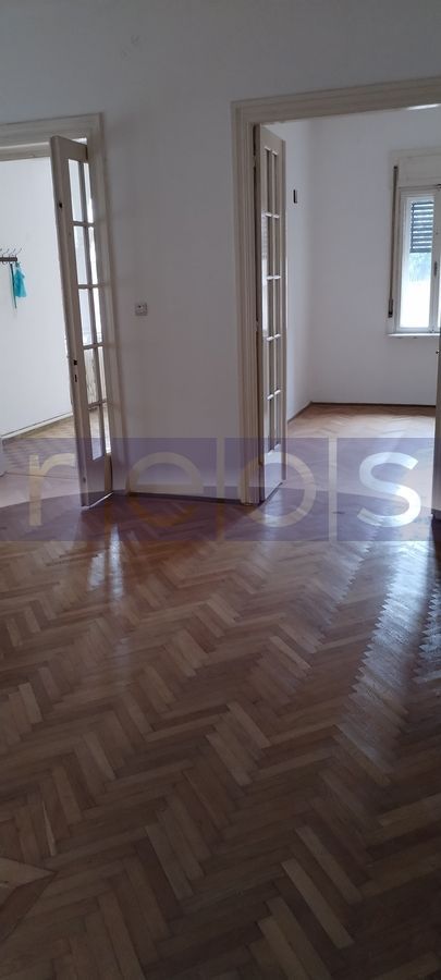 Casa 4 camere + dependinte curte proprie- Floreasca - Poză 13