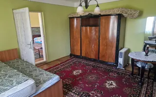 Casa in mediu rural cu teren - Poză 14