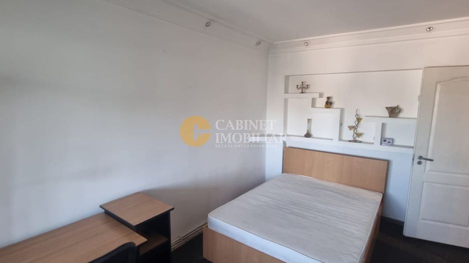 3 camere - DECOMANDAT - 70mp - Poză 5