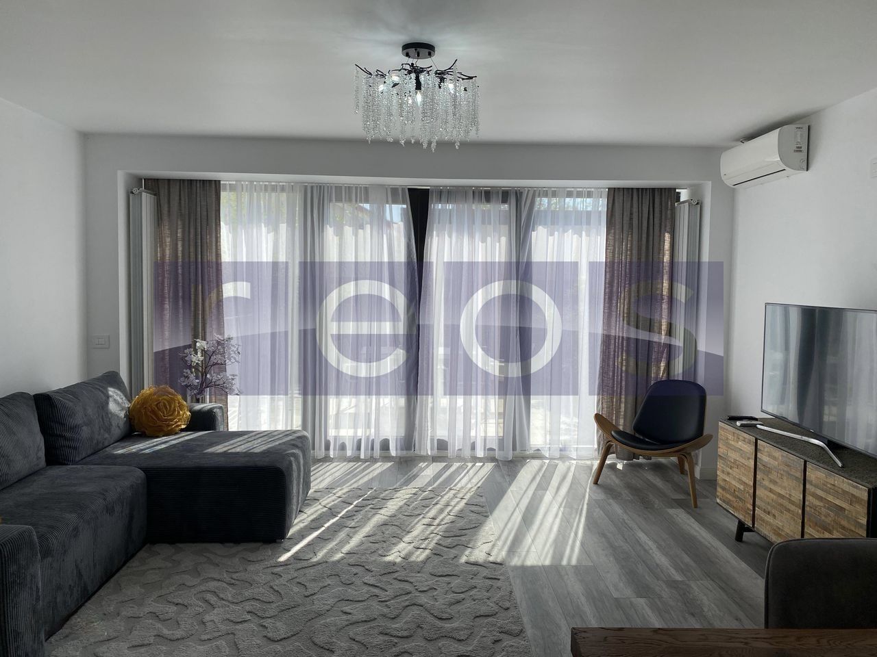 vila 4 camere de vanzare Pipera - Poză 1