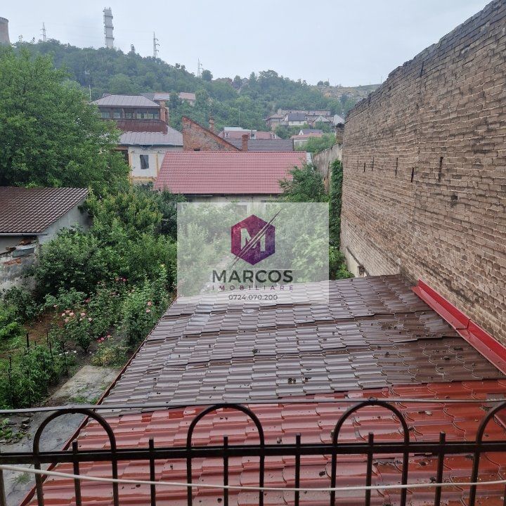 Vila zona Vama Muncitoresc - Poză 1