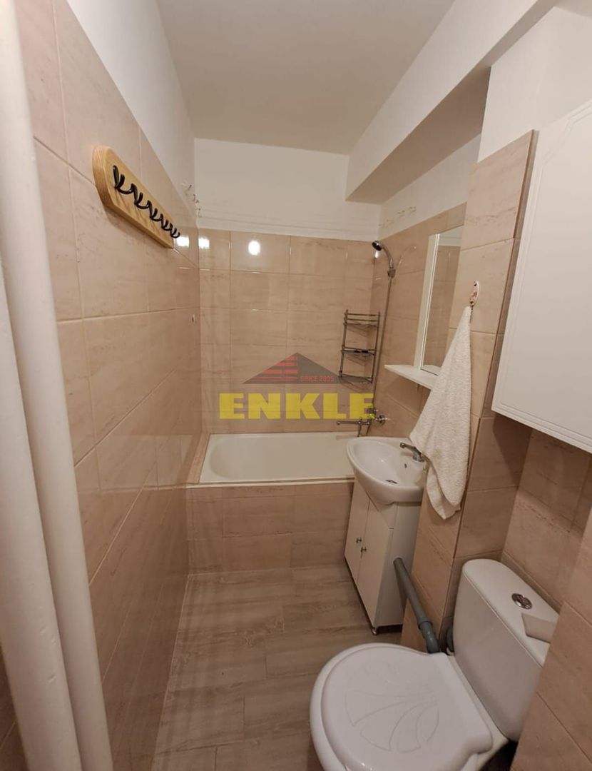 Vânzare apartament 2 camere  semidecomandat, Zona Școlii 7 - Poză 7