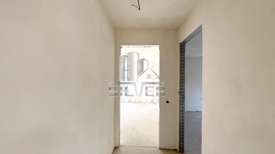 Apartament cu 3/4 camere/87mp/3 minute de statii autobuz. - Poză 10