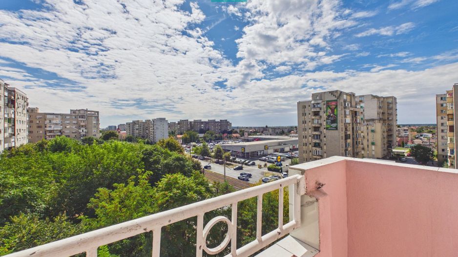 Apartament cu 3 camere și 2 băi zona Aurel Vlaicu - Poză 24