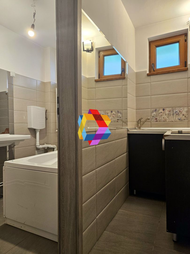 Casa deosebita 6 camere de vânzare, Central, Brașov,  210 mp, Plus-imo.ro - Poză 16