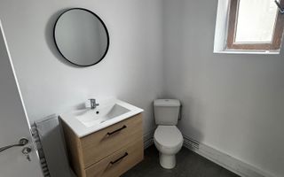 Casa compet renvoata Piata Mihai Viteazau Ploiesti, curte - Poză 8