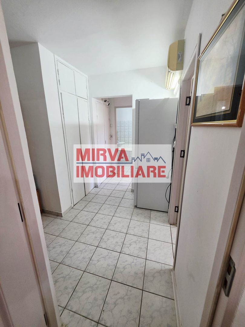 Apartament 2 camere, mobilat si utilat, zona 9 Mai - Poză 4