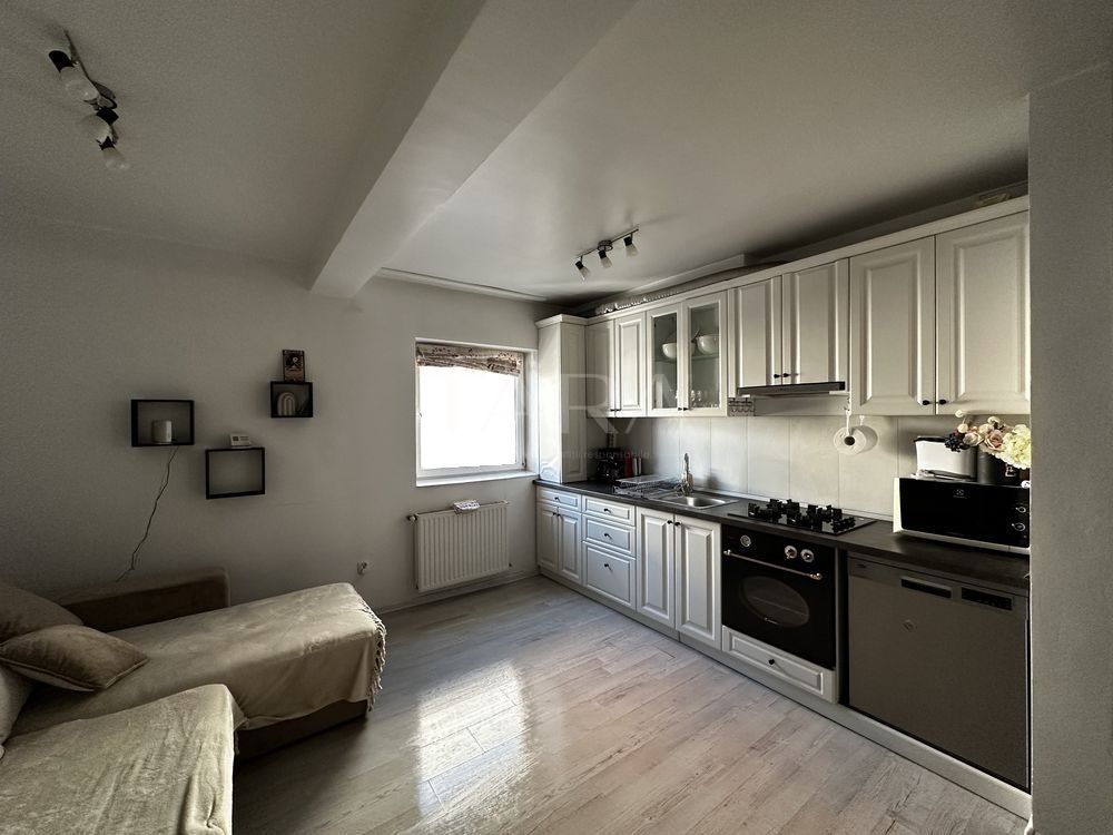 Apartament cu 2 camere în zona Vivo, Florești. - Poză 1