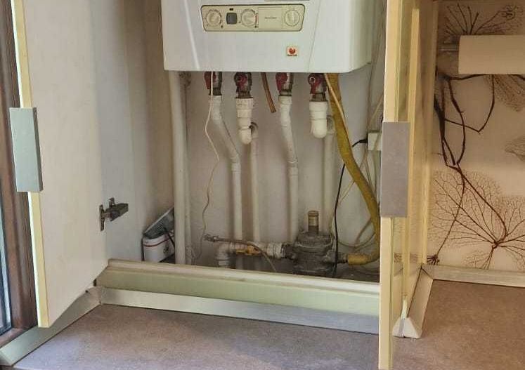 Apartament 3 camere de vanzare - Poză 3