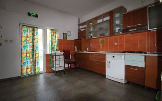 Casa ideala pentru activitati Comerciale. (gradinita, after school, ...) - Poză 8