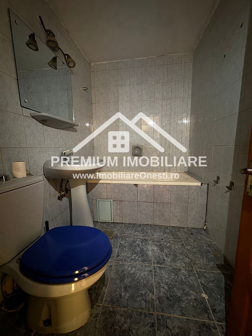 Apartament cu 3 camere decomandat - Poză 8