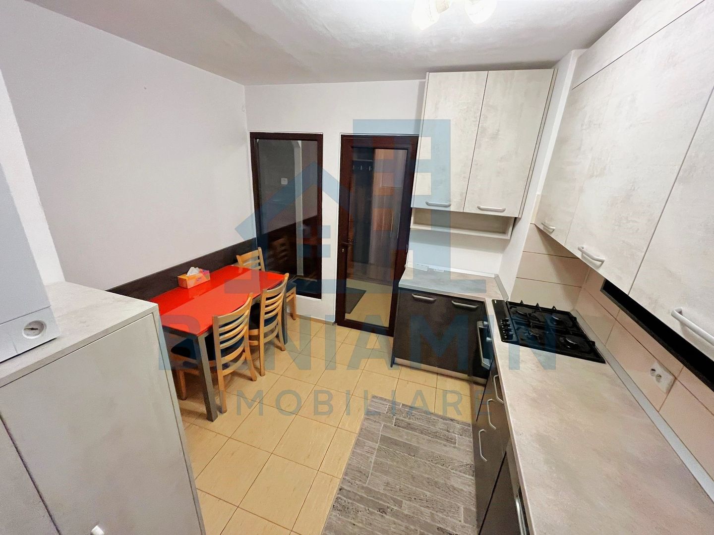 4 Camere-Etajul1-Centrala Termica-Mobilat-Utilat-Centrul Civic-Brasov - Poză 5