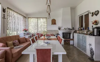 Casa cu salcie - refugiul tău boem, lângă oraș, pe un teren de 1800 mp - Poză 19