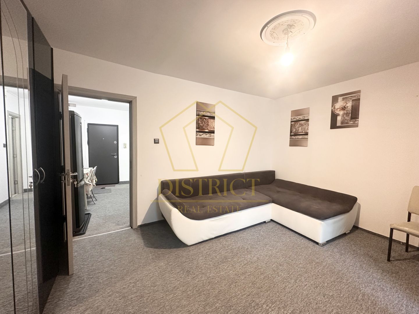 Apartament spațios cu o cameră I Sagului - Poză 2