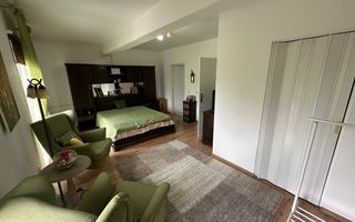 Casă / Vilă cu 5 camere zona Lunei - Poză 19