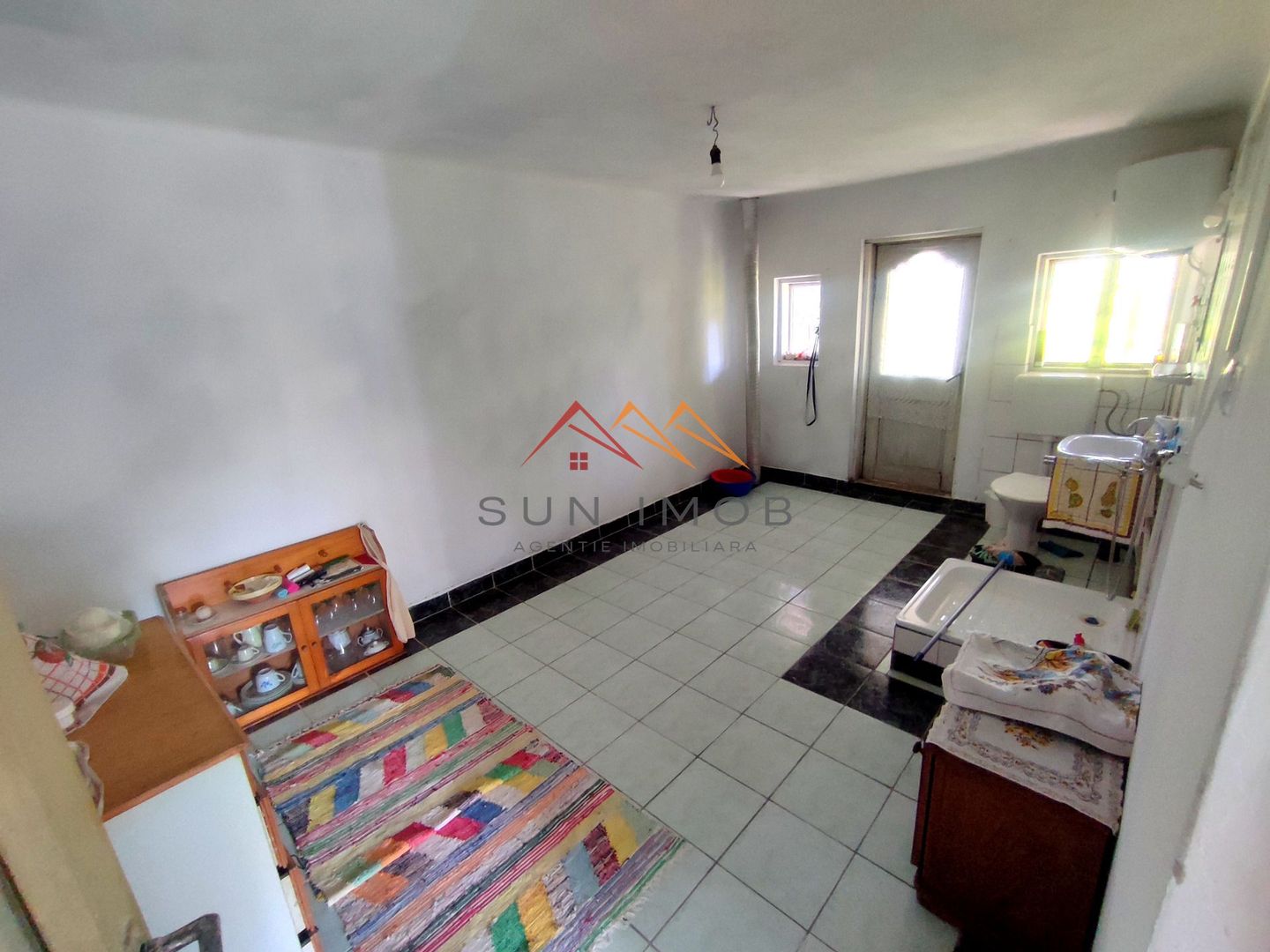 CASĂ DE VÂNZARE | 9 CAMERE | TEREN 1.000 MP | BĂICOI – ZONĂ CENTRALĂ - Poză 16