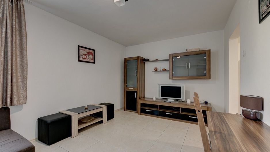 Garsoniera Renovata recent Bucur Obor Metrou - Poză 1