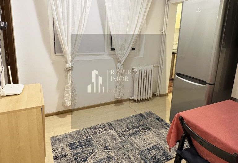 2 camere decomandat - Strada Reșița /  Huedin - Poză 5